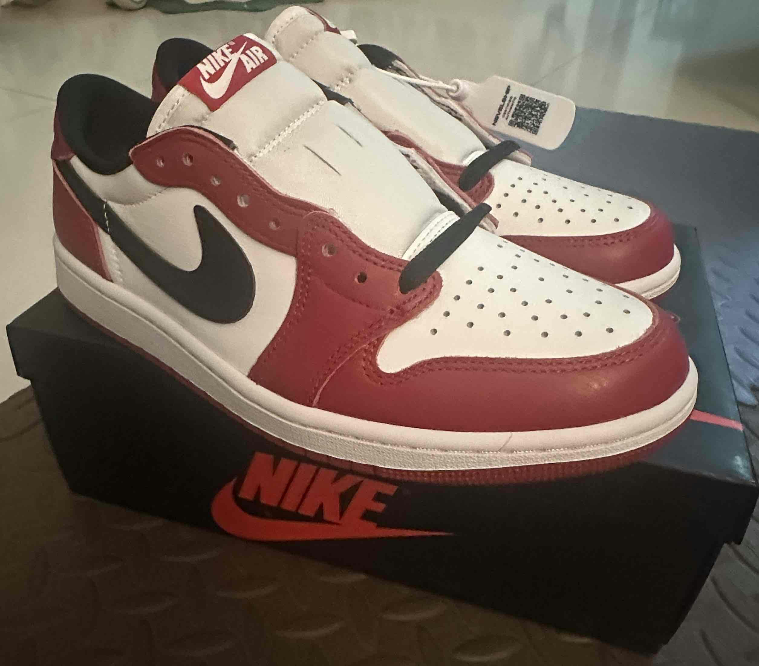 Air Jordan 1 Retro Low OG 2025 'Chicago' HQ6998-600