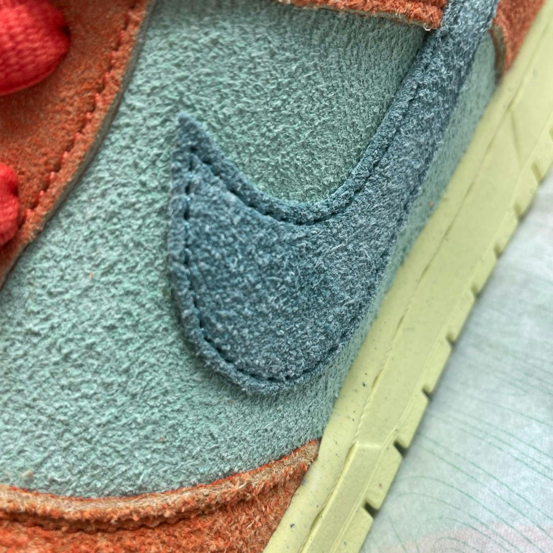 Nike SB Dunk Low 'Orange Aqua' DV5429-800