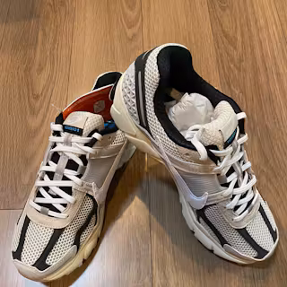 Nike Air Zoom Vomero 5 'Supersonic' FN7649-110 Nike Air Zoom Vomero 5 'Supersonic' FN7649-110