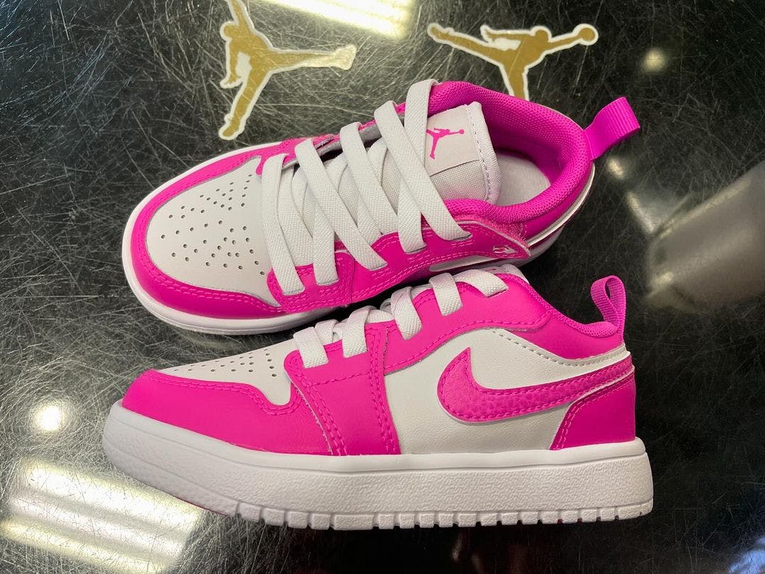 (Preschool) Air Jordan 1 Mid 'Fierce Pink' FD8781-116