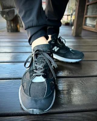 KITH x New Balance 990 V3 'Black' M990BK3