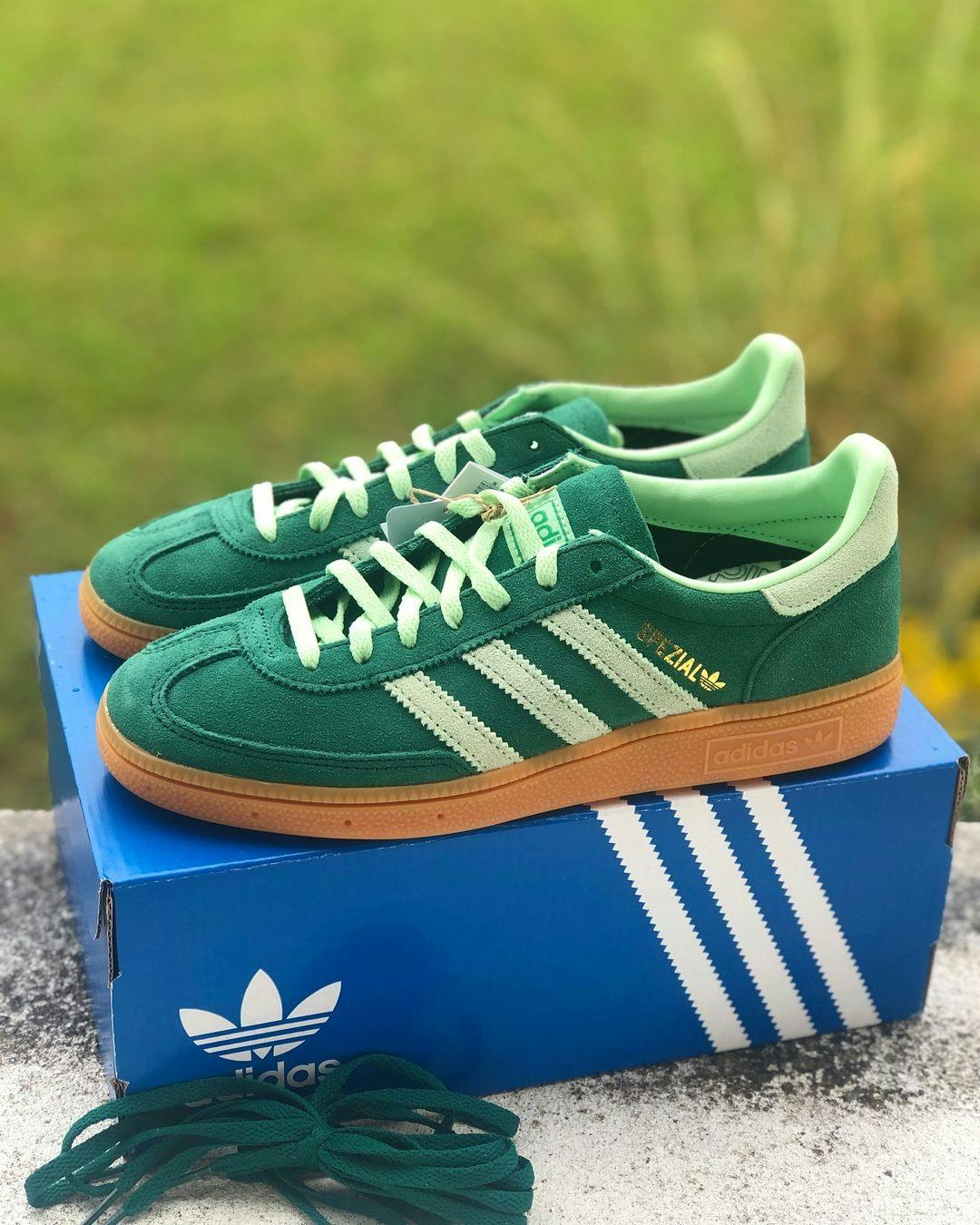 (Women) adidas Handball Spezial Collegiate Green Semi Green Spark IE5896