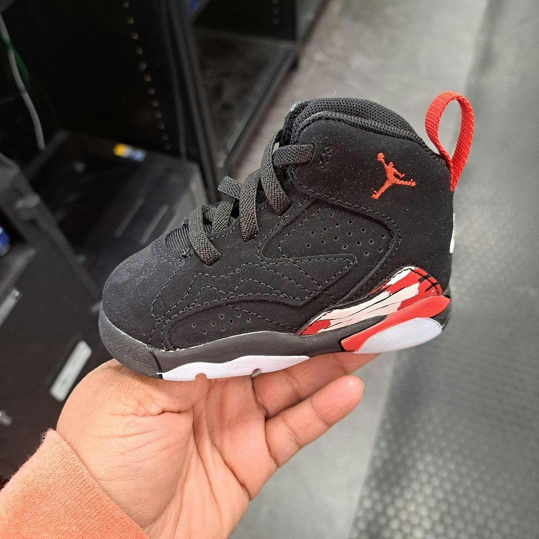 (Toddler) Air Jordan 6 Retro 'Infrared' 2019 384667-060