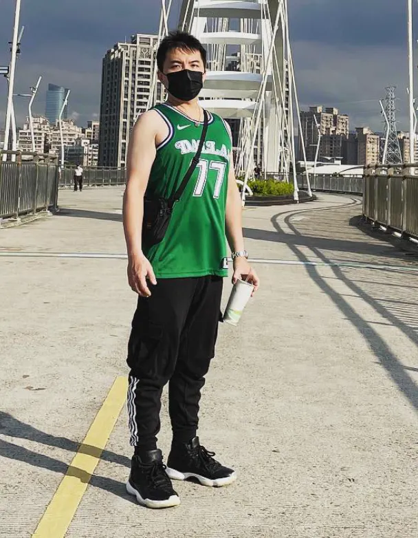Lookbook Image 2