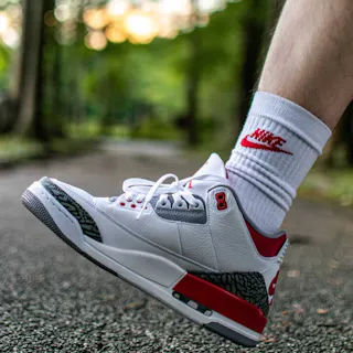 Air Jordan 3 OG 'Fire Red' 2022 DN3707-160