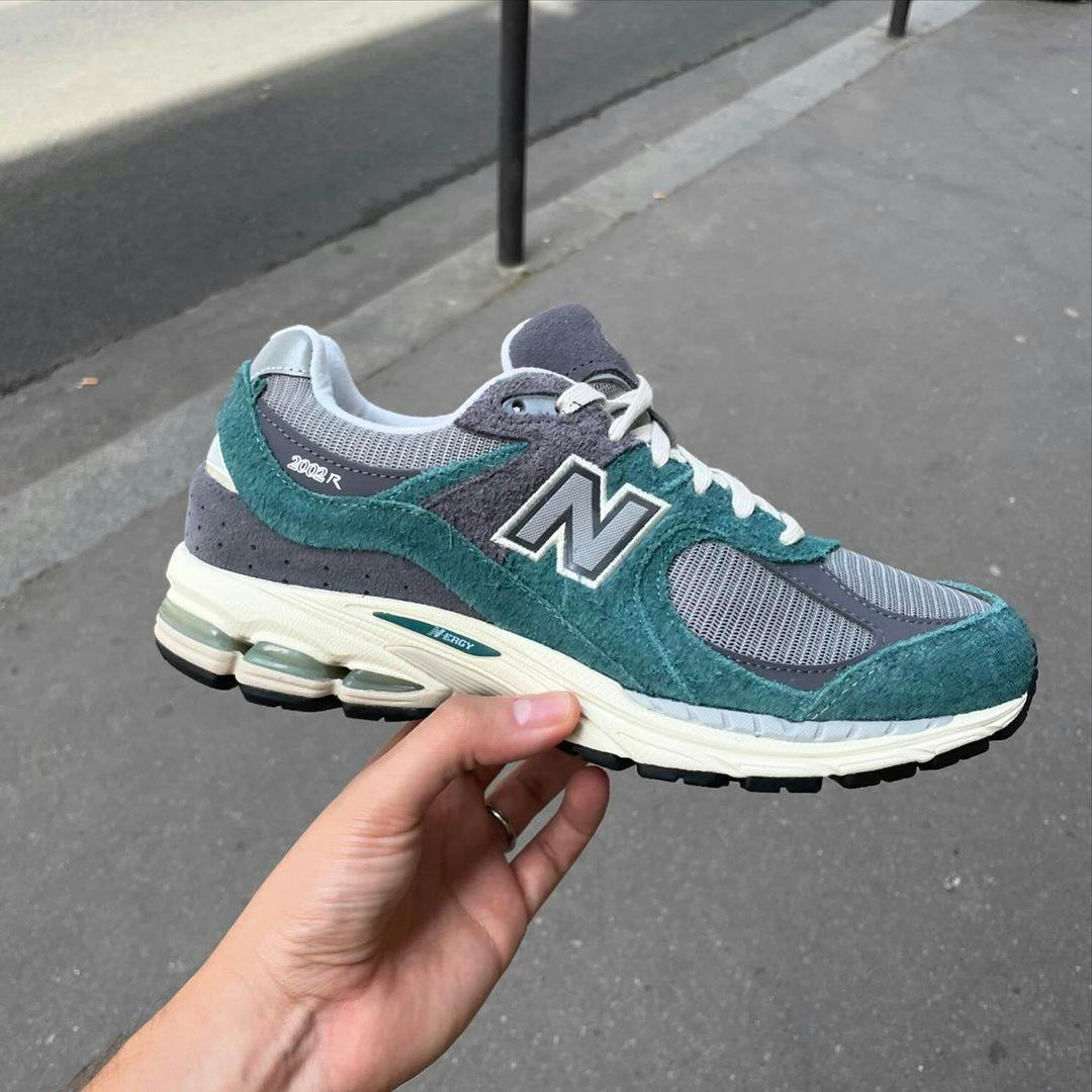 New Balance 2002R 'New Spruce Magnet' M2002REM