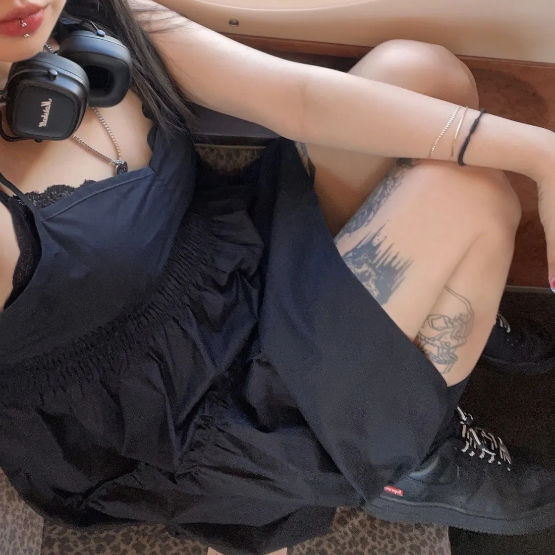 Lookbook Image 0
