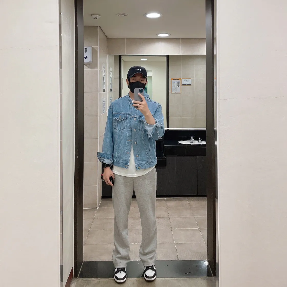 Lookbook Image 0