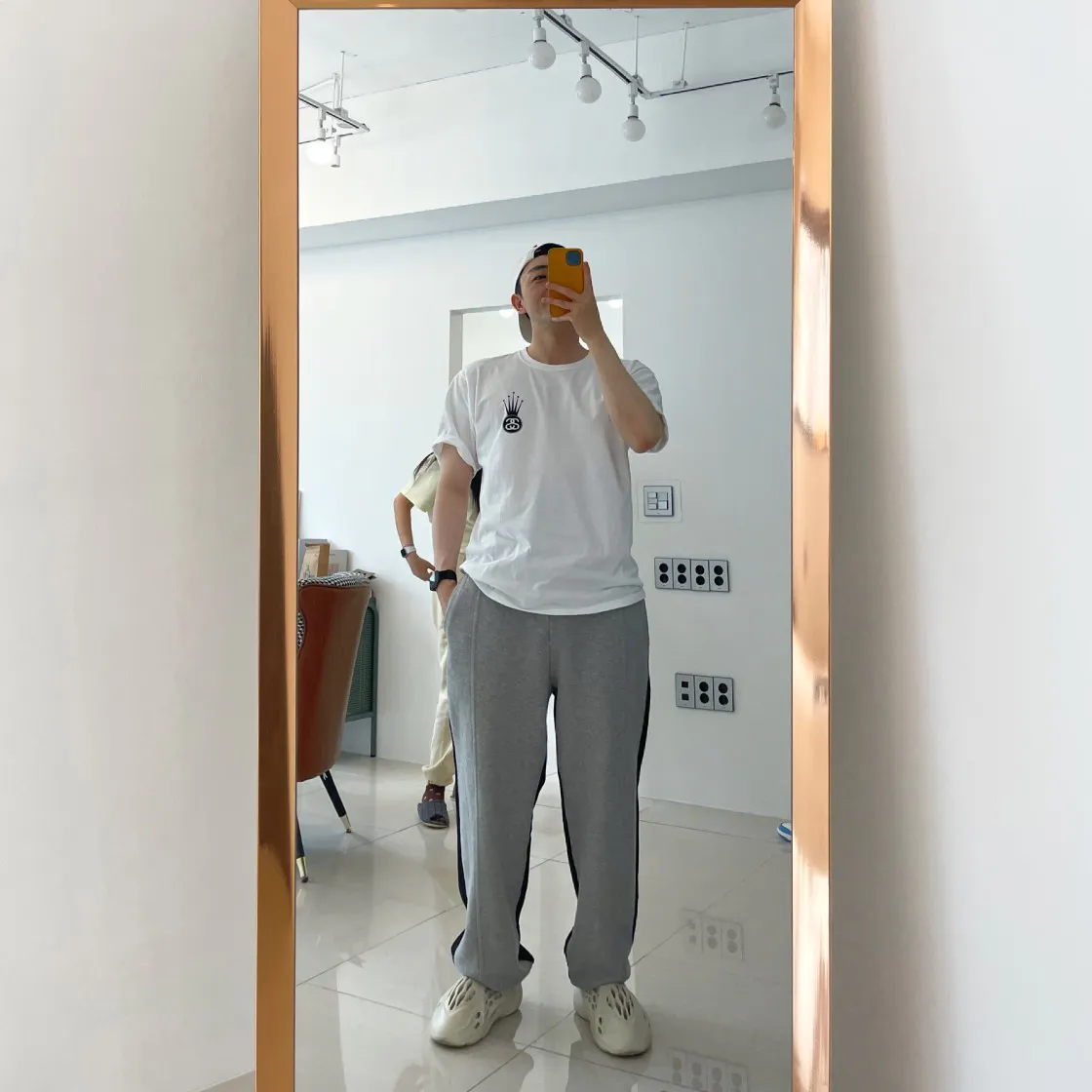 Lookbook Image 0