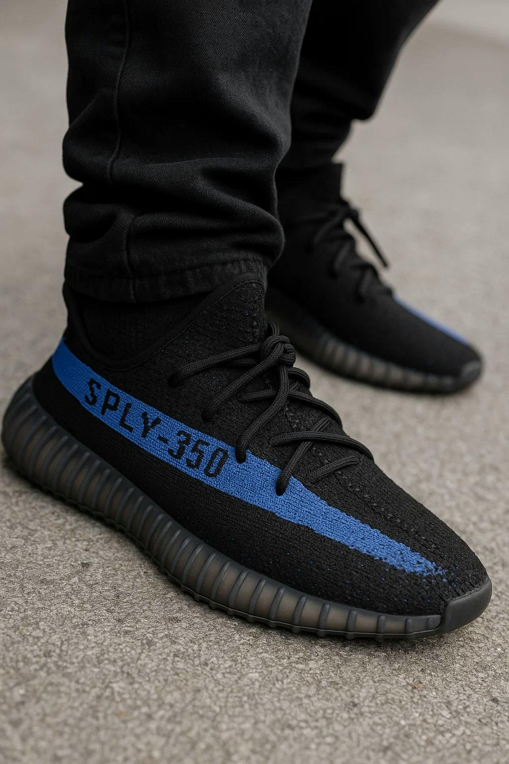 adidas Yeezy Boost 350 V2 'Dazzling Blue' GY7164