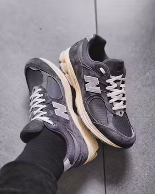 New Balance 2002R Black Dark Grey M2002RHO New Balance 2002R Black Dark Grey M2002RHO