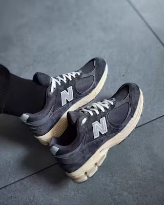 New Balance 2002R Black Dark Grey M2002RHO New Balance 2002R Black Dark Grey M2002RHO