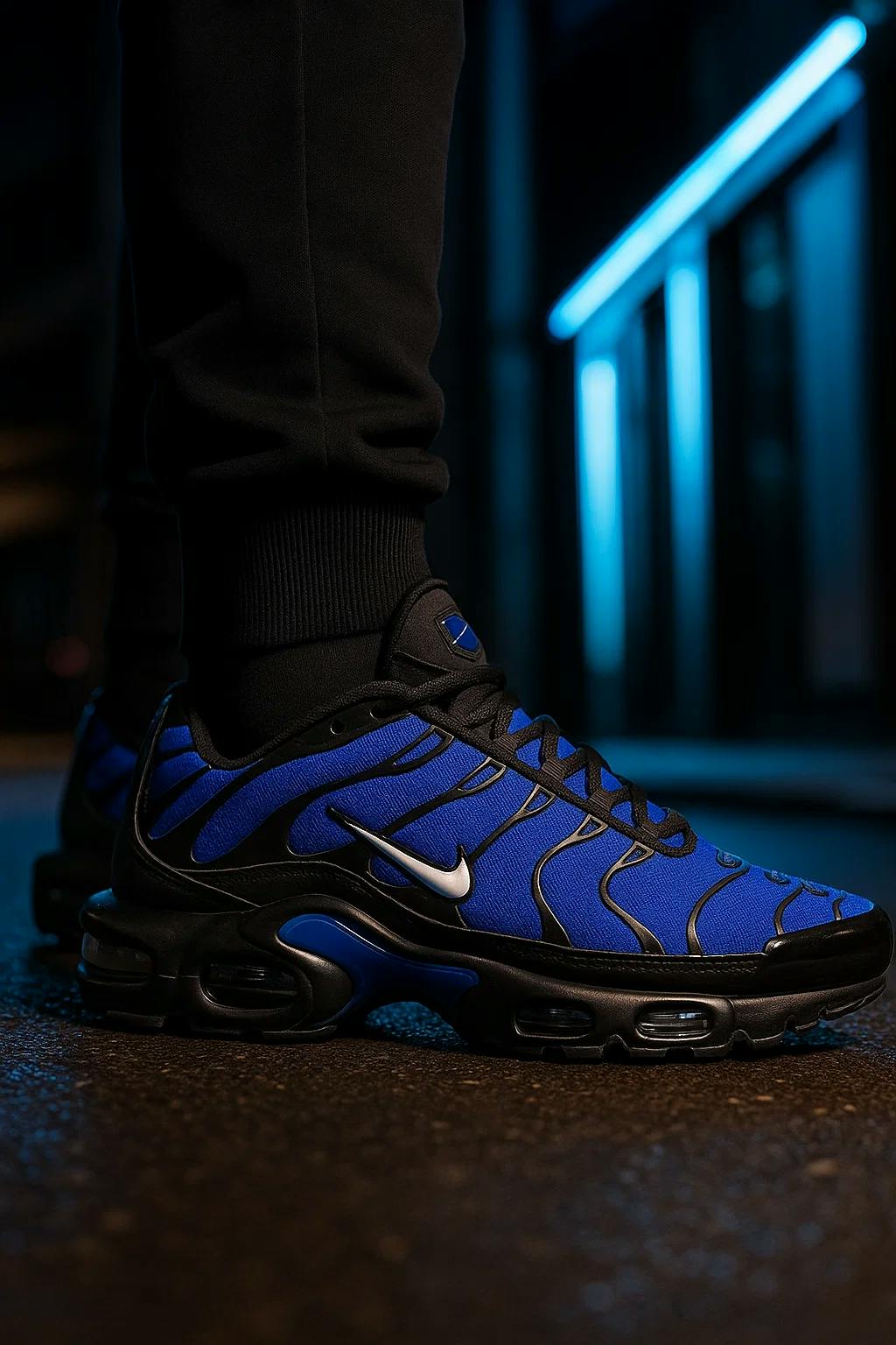 Nike Air Max Plus Premium 'Black Racer Blue' FQ7331-001