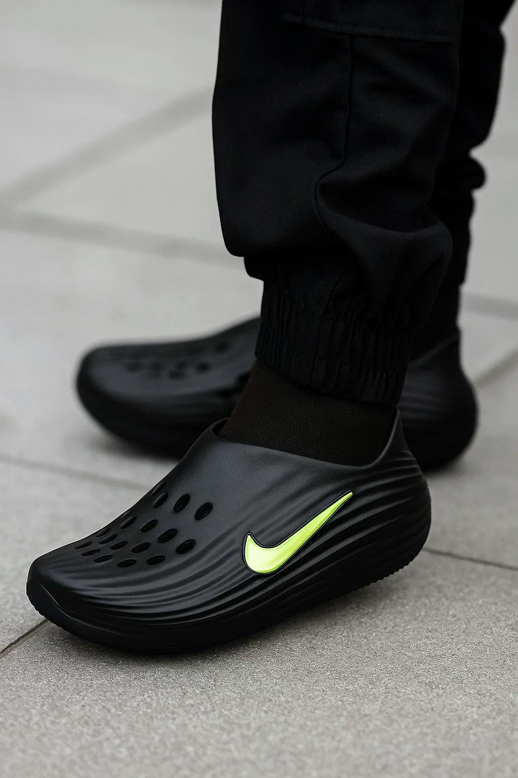 Nike ReactX Rejuven8 'Black Volt' HV5060-003