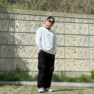 Nike ACG Mountain Fly Low SE 'White Anthracite' DO9334-100 Nike ACG Mountain Fly Low SE 'White Anthracite' DO9334-100