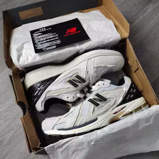 New Balance 1906R 'White Gold' M1906RA New Balance 1906R 'White Gold' M1906RA