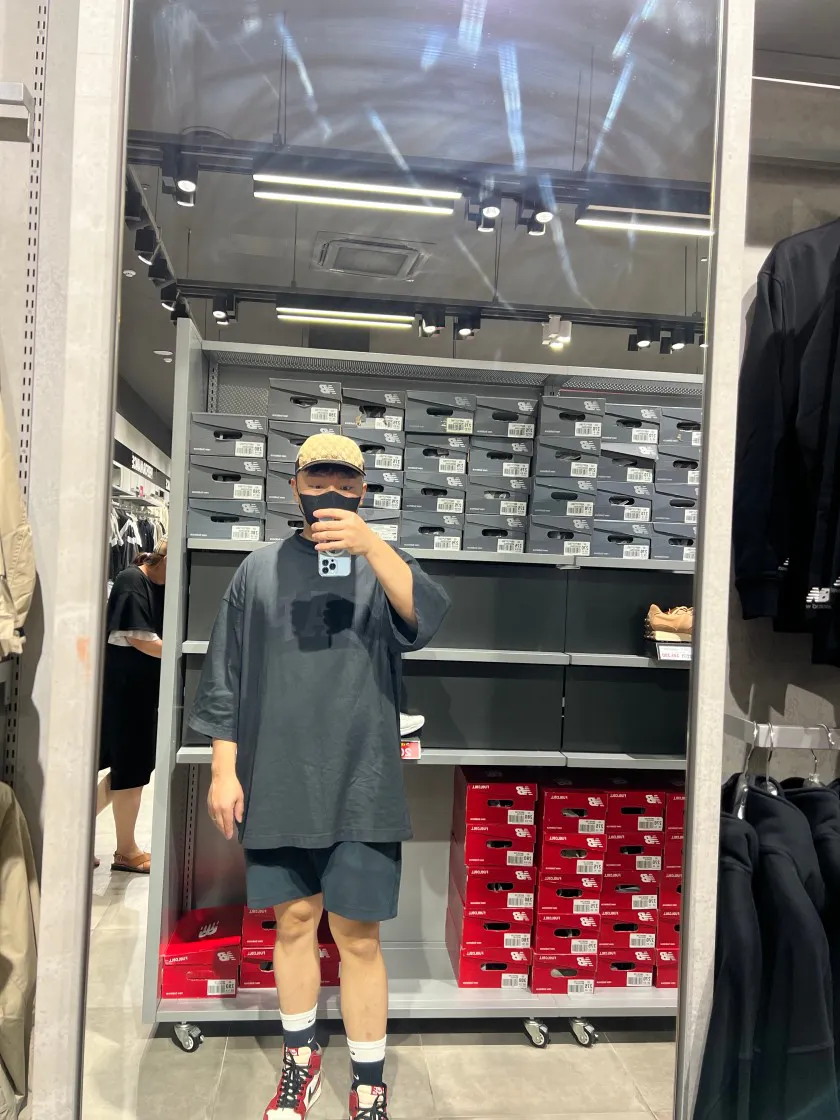 Lookbook Image 0