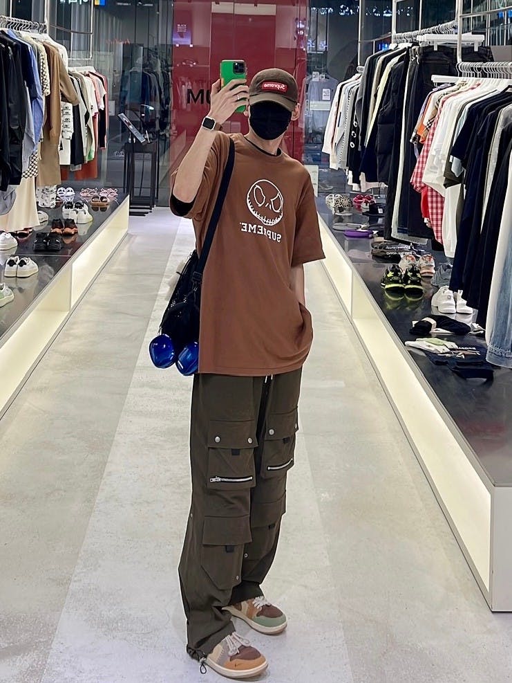 Lookbook Image 0