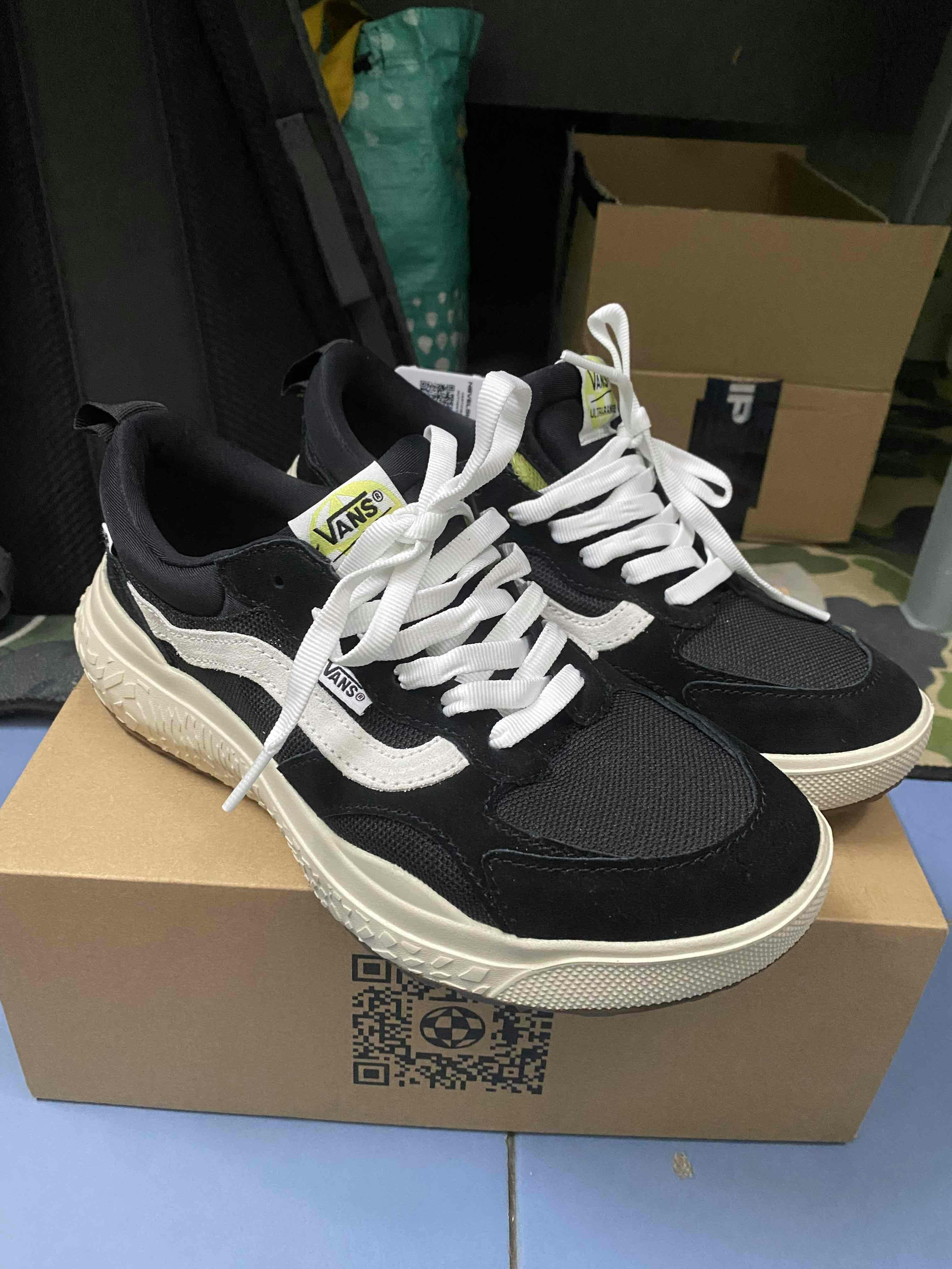Vans UltraRange Neo VR3 'Black White' VN000BCEBA2