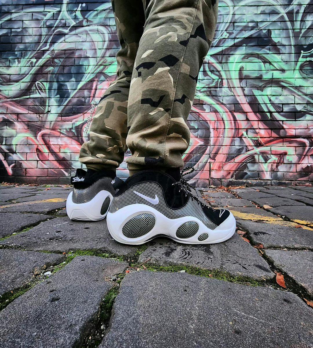 Nike air zoom flight 95 on feet on sale