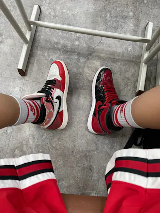 Marvel Spiderman x Air Jordan 1 Retro High OG 'Across The Spider Verse Next Chapter' DV1748-601 Marvel Spiderman x Air Jordan 1 Retro High OG 'Across The Spider Verse Next Chapter' DV1748-601