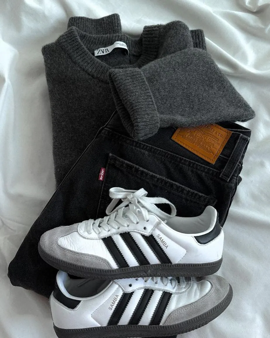 Lookbook Image 0
