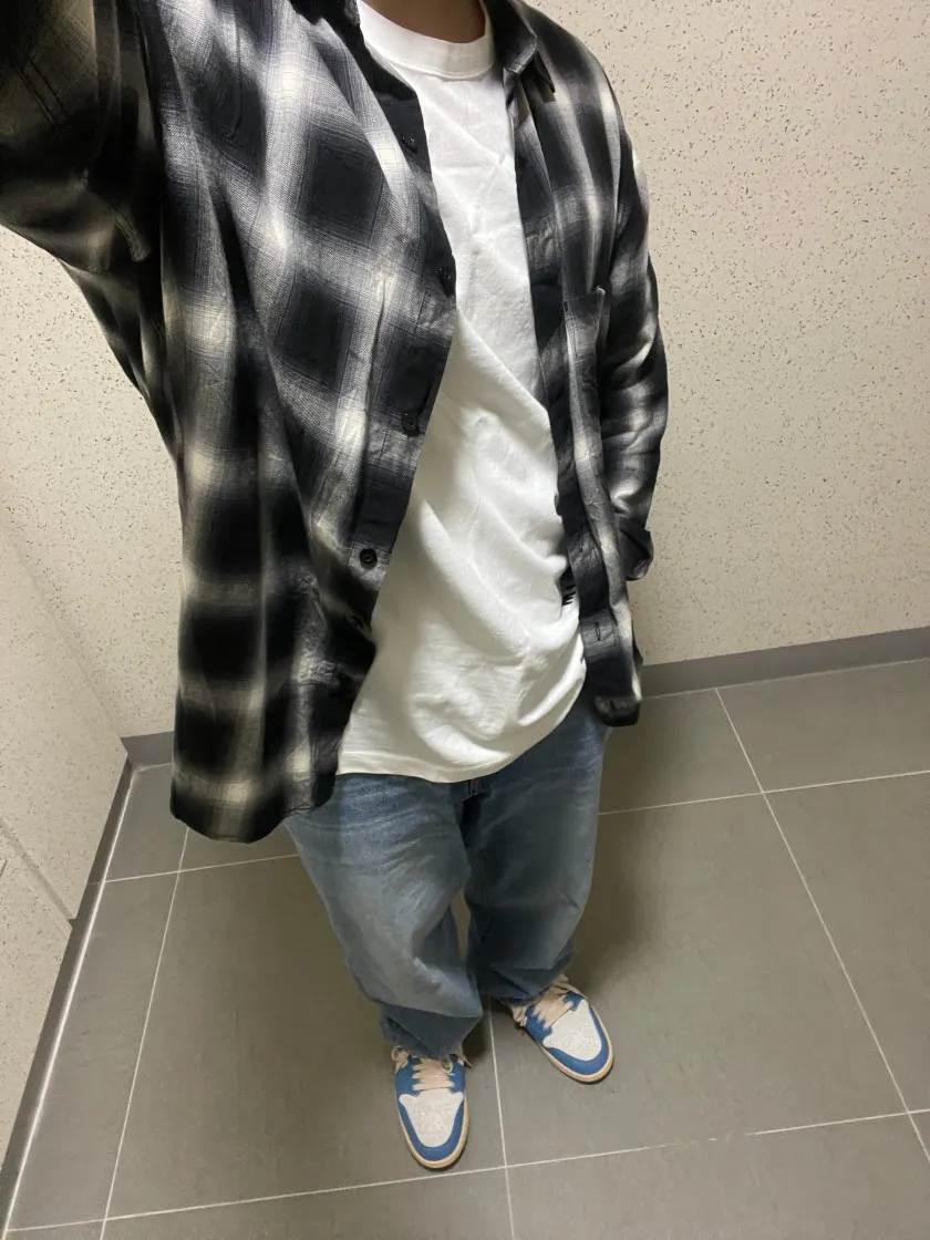 Lookbook Image 0