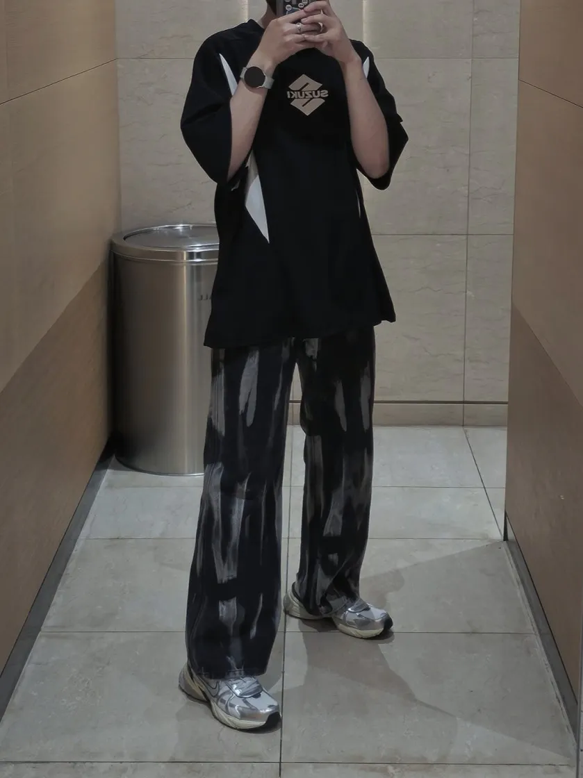 Lookbook Image 0