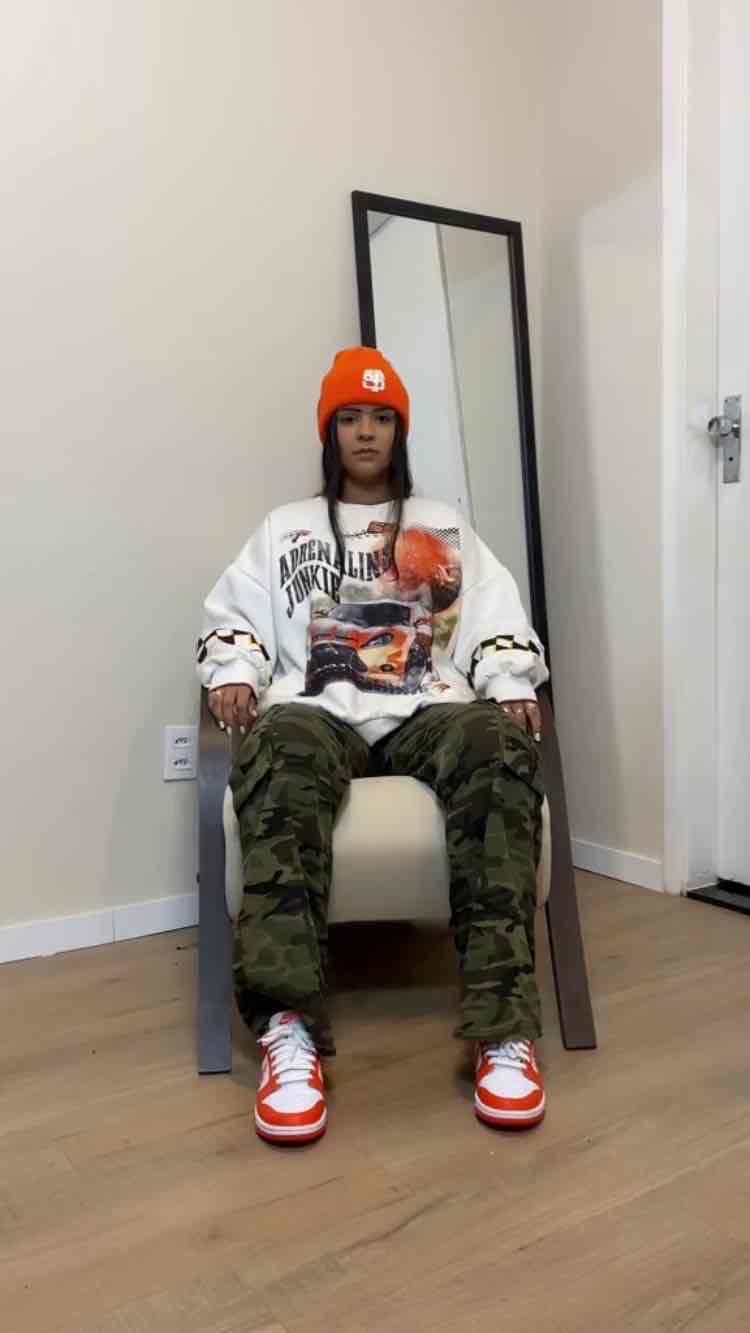 NBA x Nike Dunk Low EMB '75th Anniversary Chicago' DD3363-100 NBA x Nike Dunk Low EMB '75th Anniversary Chicago' DD3363-100