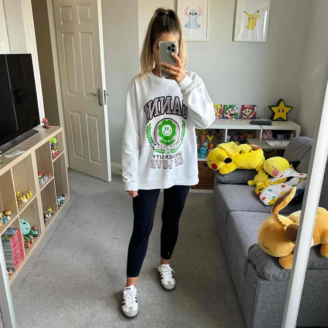 Lookbook Image 0