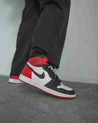 Air Jordan 1 Retro High OG 'Black Toe' 2016 555088-125
