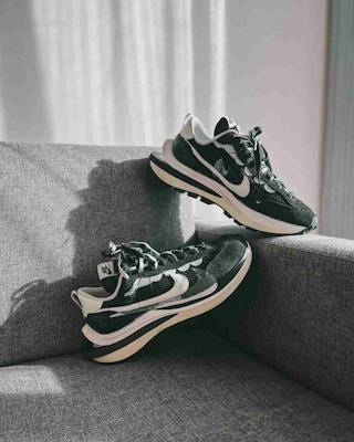 sacai x Nike VaporWaffle 'Black White' CV1363-001