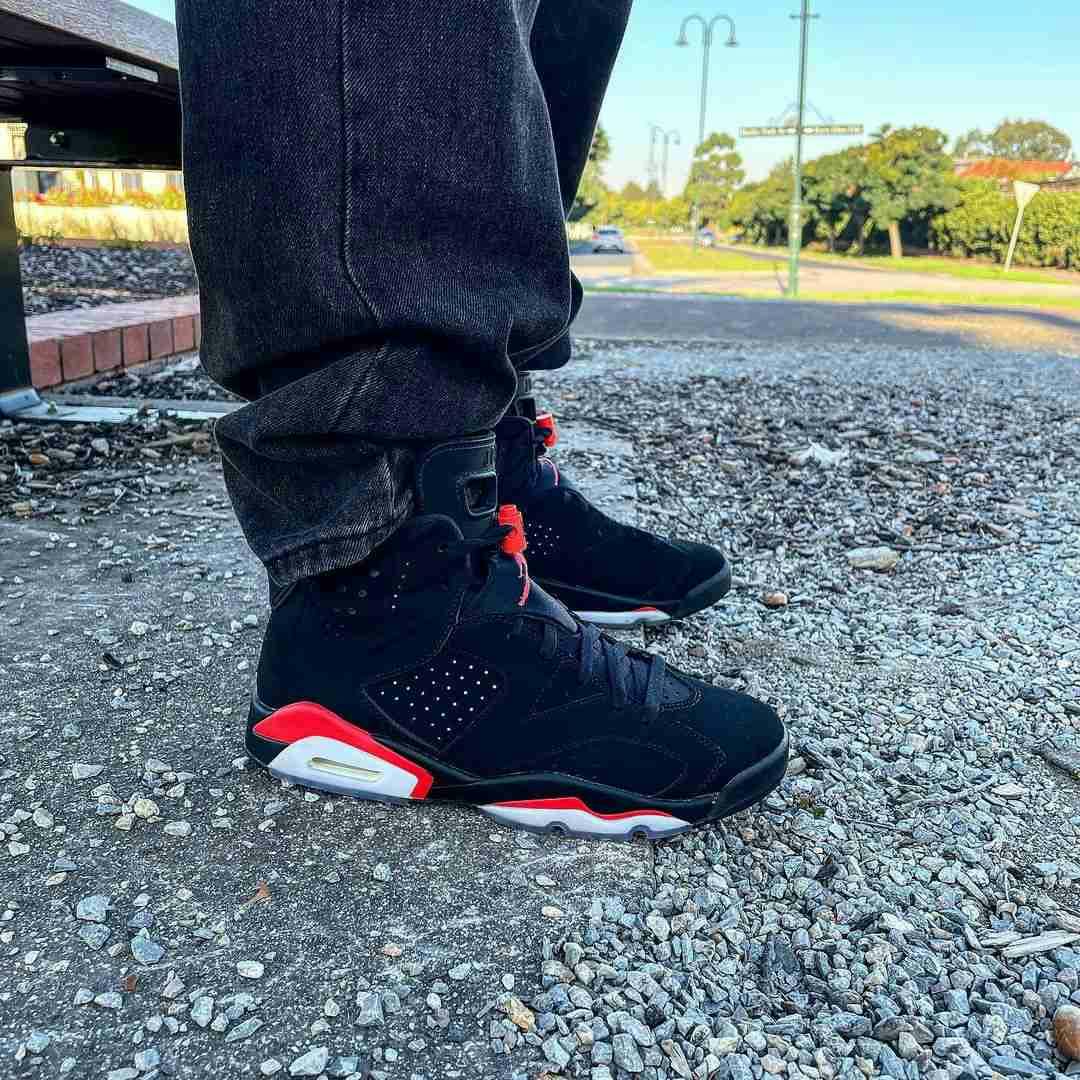 Air Jordan 6 Retro 'Infrared' 2019 384664-060