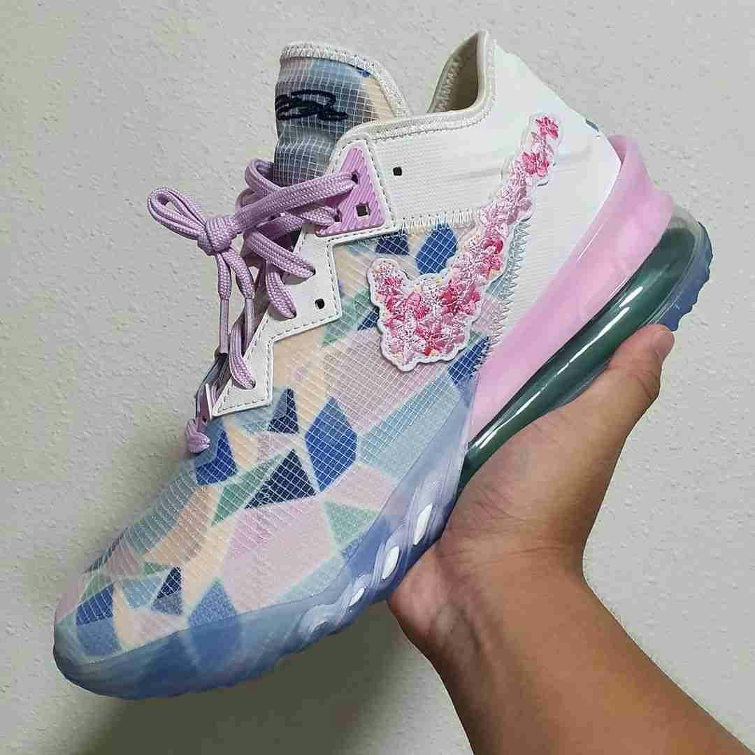 atmos x Nike LeBron 18 Low 'Sakura' CV7562-101