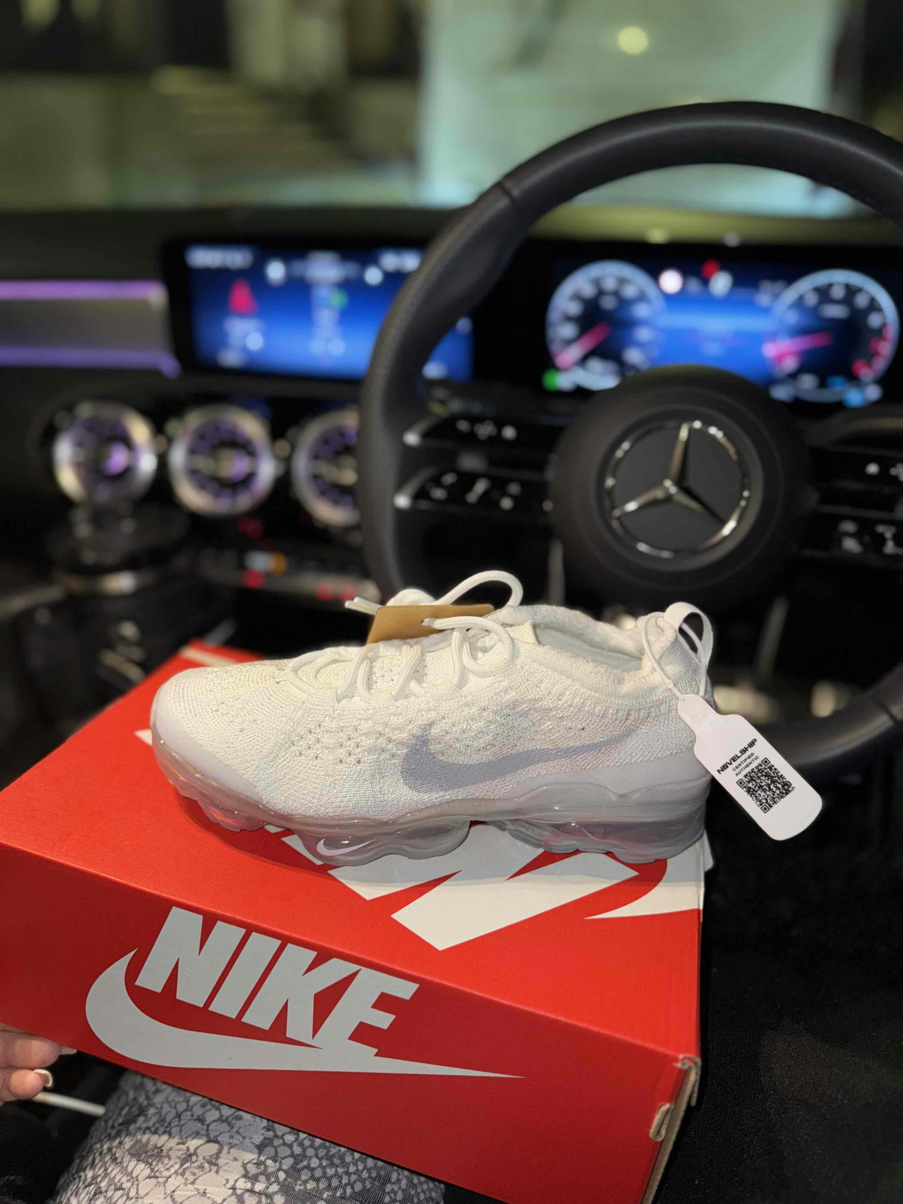 (Women) Nike Air VaporMax 2023 Flyknit 'Pure Platinum' DV6840-100