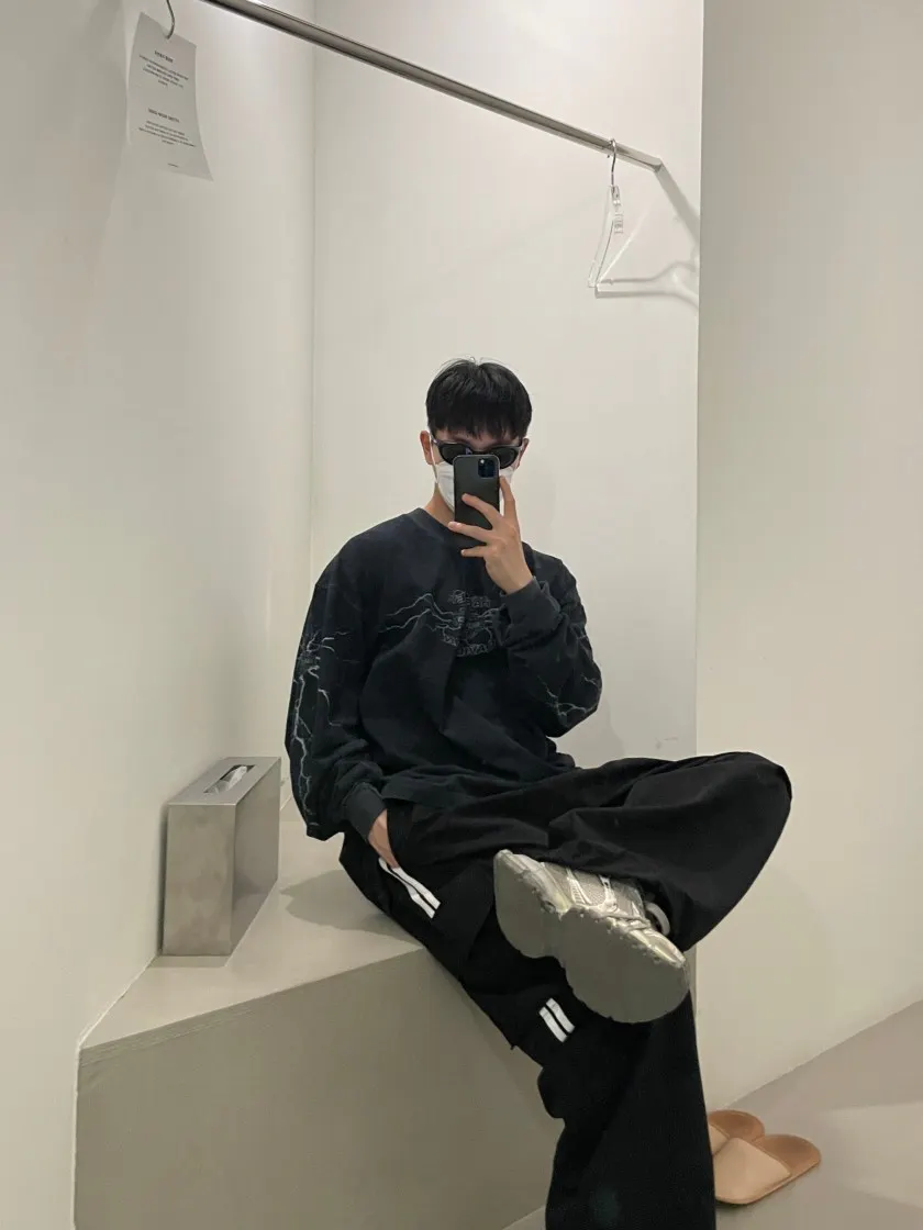 Lookbook Image 0