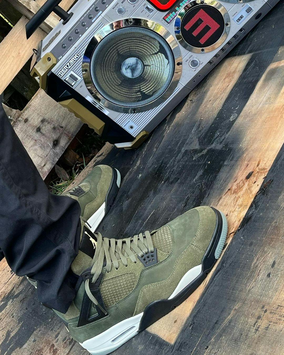 Air Jordan 4 Retro SE 'Craft - Olive' FB9927-200