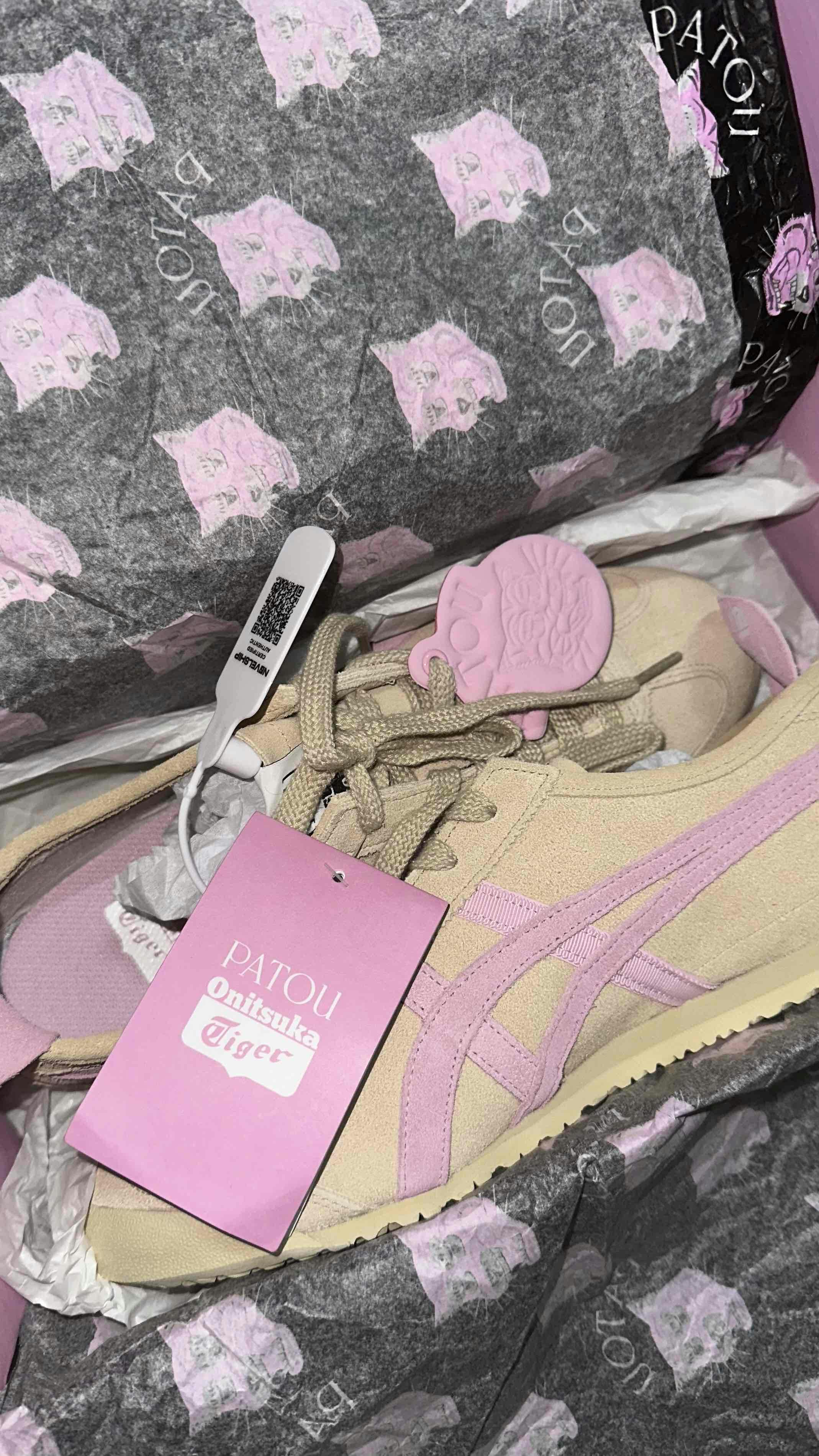 Lookbook Image 0