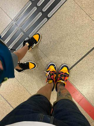 Off-White x Nike Dunk Low 'University Gold' CT0856-700