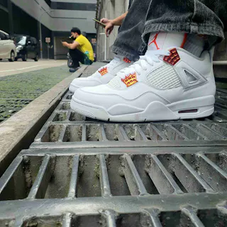 Air Jordan 4 Retro 'Orange Metallic' CT8527-118 Air Jordan 4 Retro 'Orange Metallic' CT8527-118