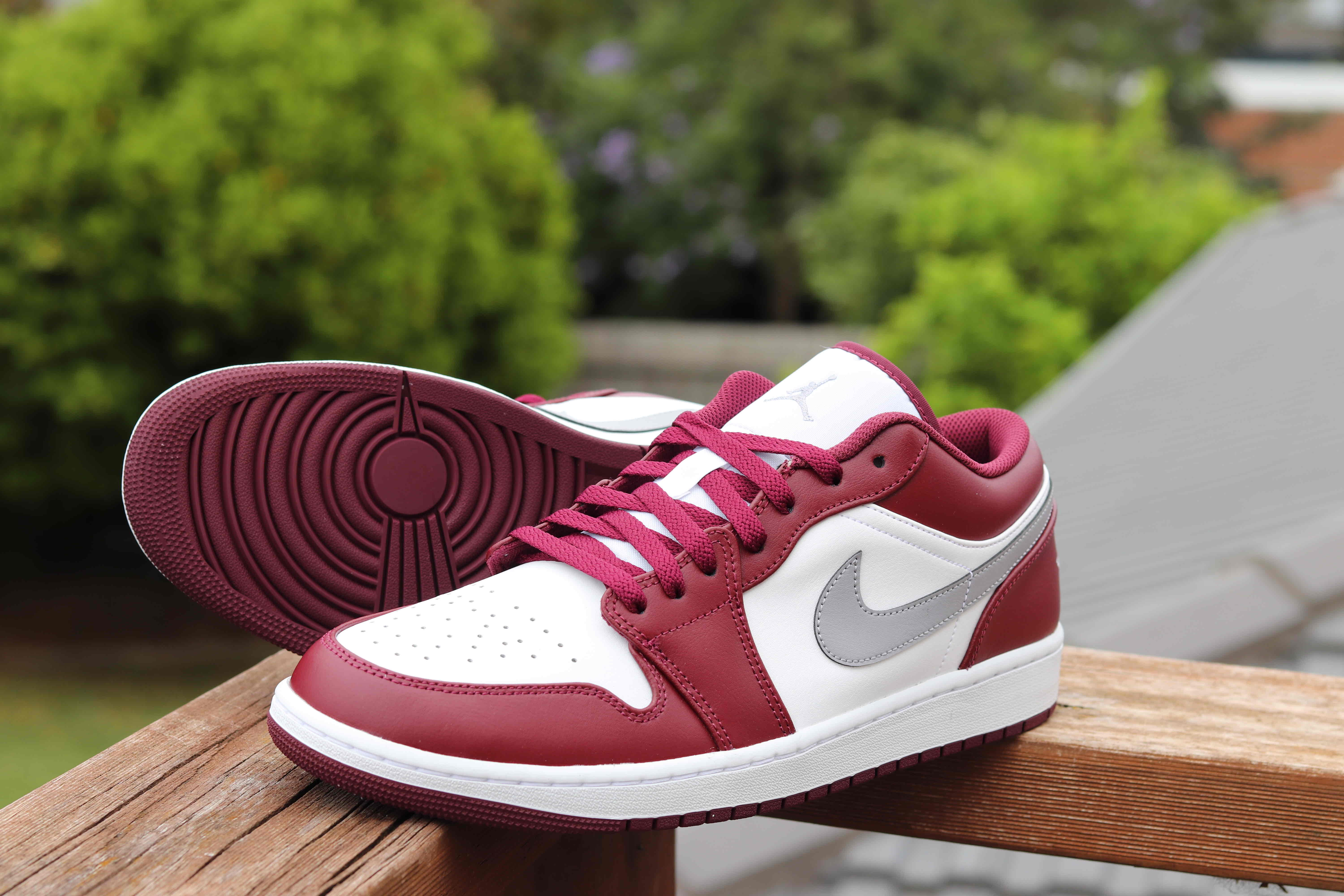 Jordan 1 sale low bordeaux