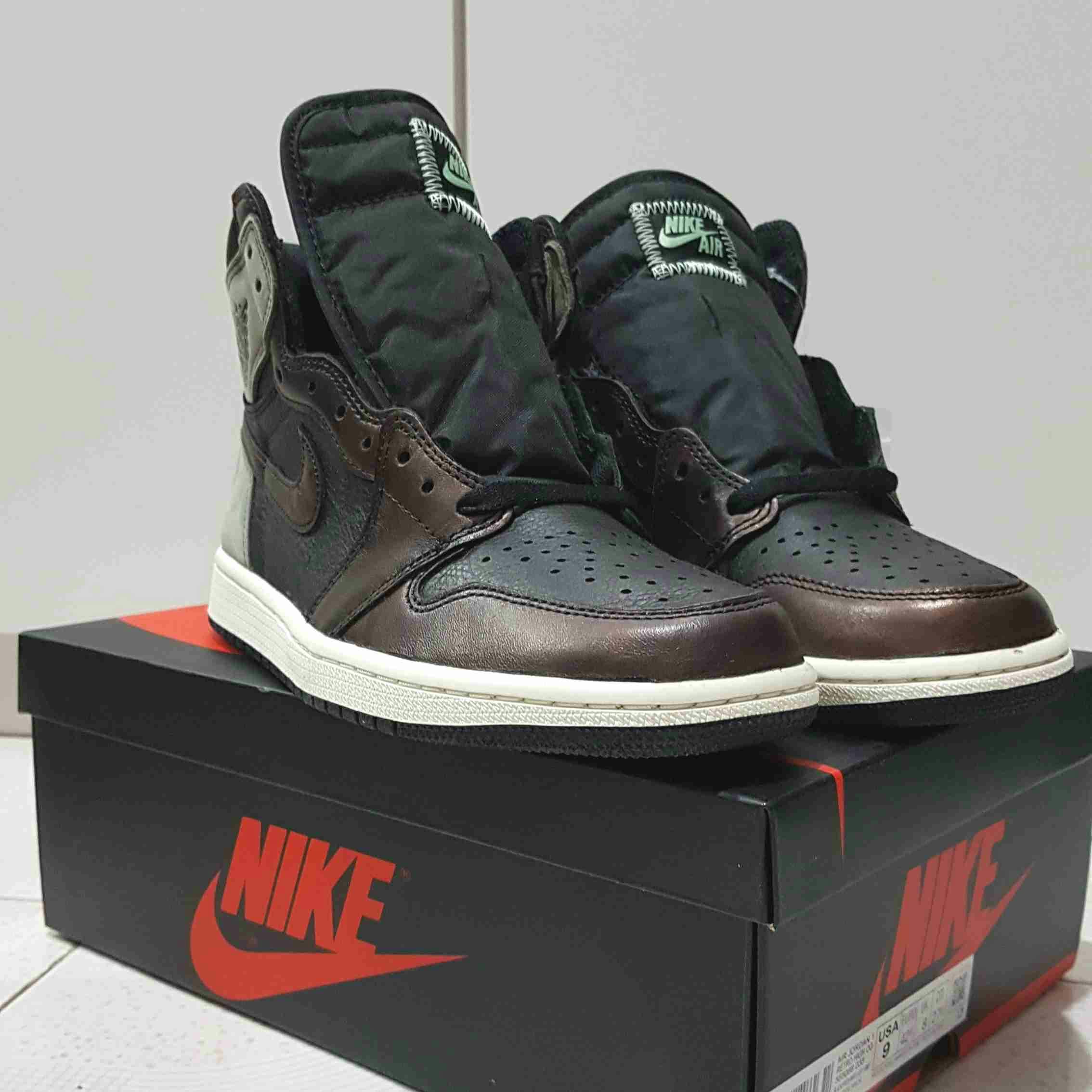 Air Jordan 1 Retro High OG 'Patina' 555088-033