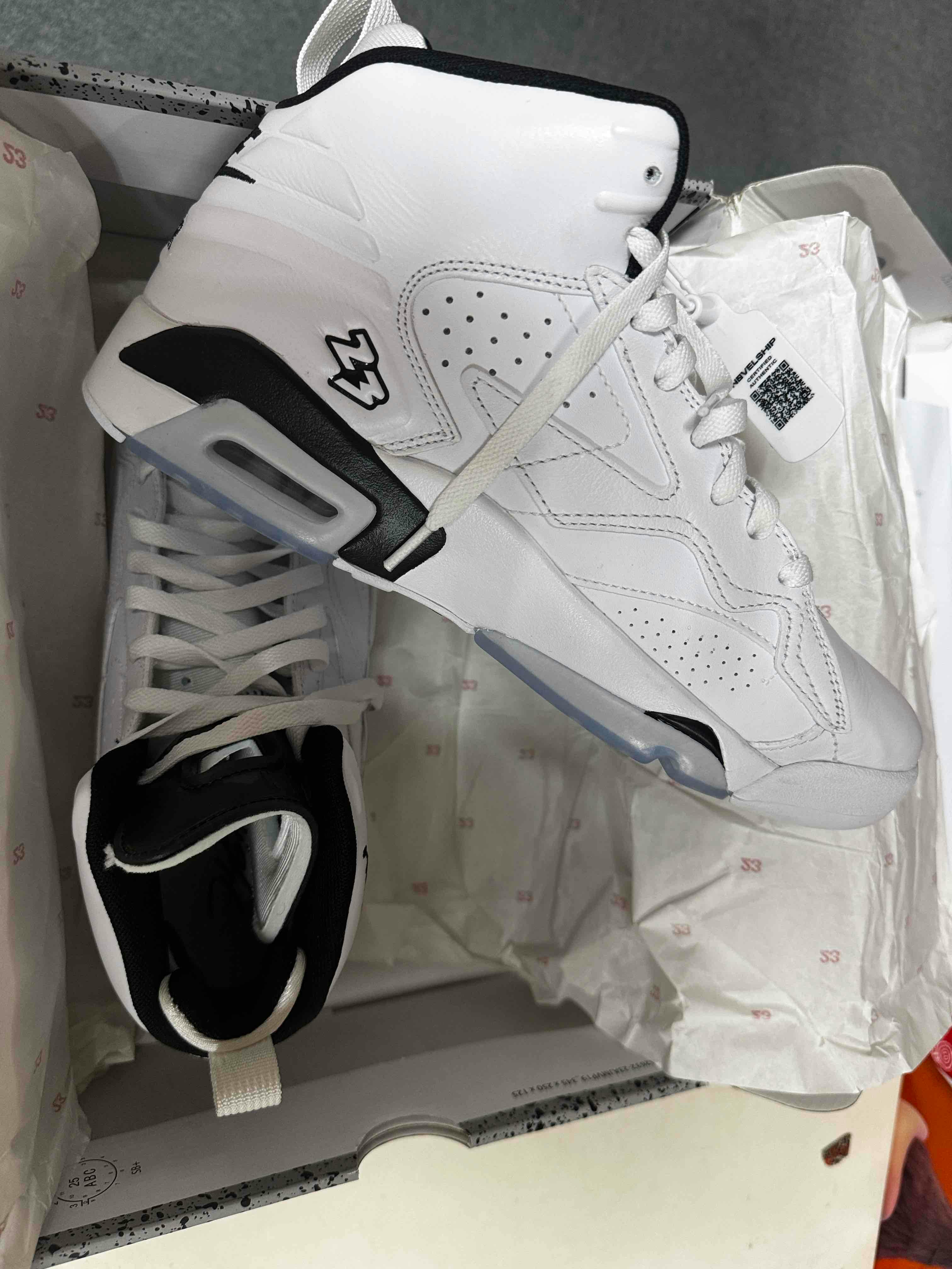 Air Jordan MVP 'White Black' DZ4475-100