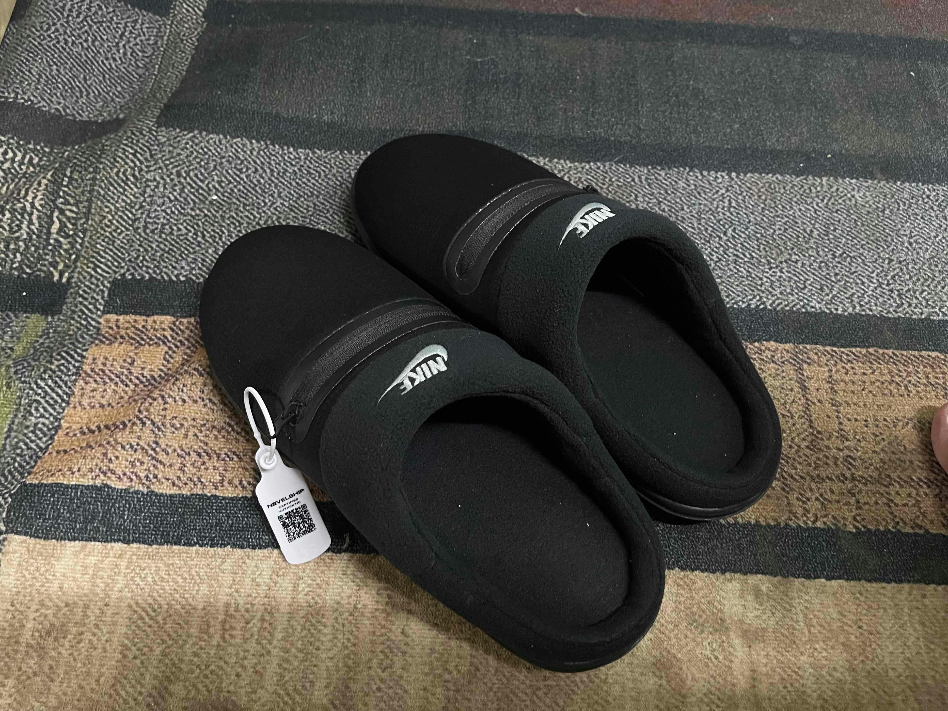 Nike Burrow 'BlackMetallic' FZ7941-001