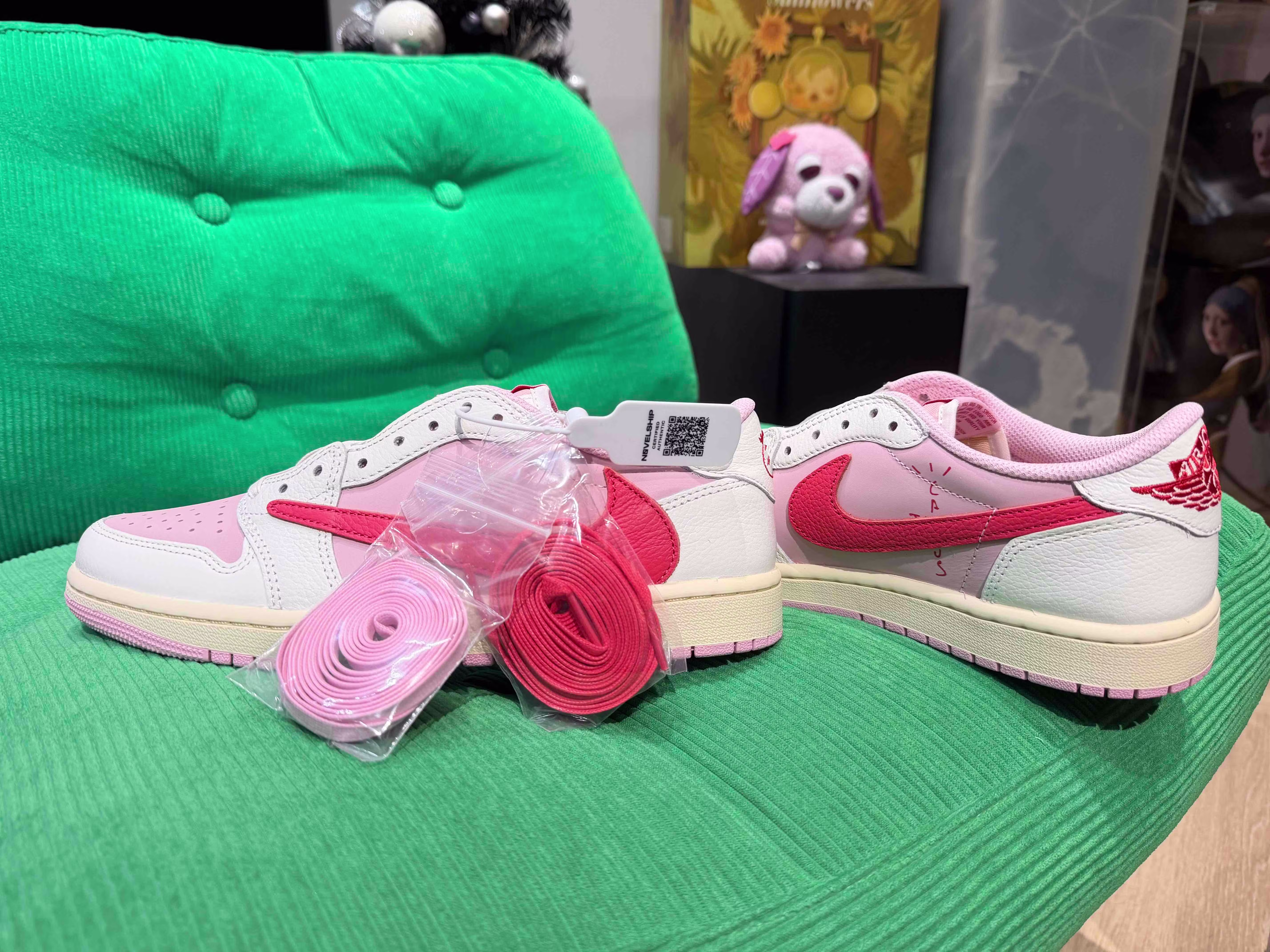 Travis Scott x Air Jordan Air 1 Retro Low OG 'Sail Tropical Pink' IQ7604-101 Travis Scott x Air Jordan Air 1 Retro Low OG 'Sail Tropical Pink' IQ7604-101