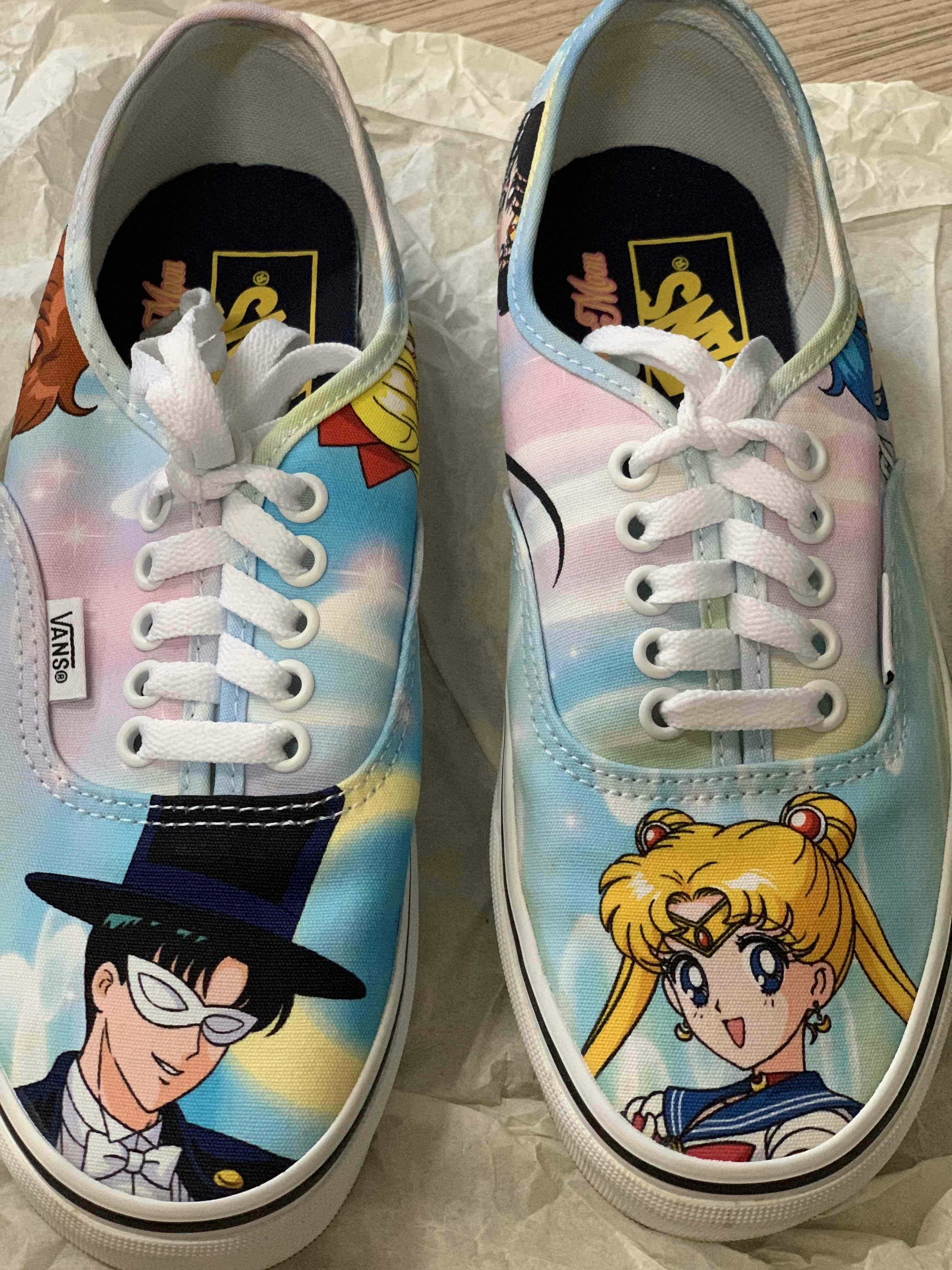 Sailor Moon x Vans Authentic 'Pretty Guardian & Tuxedo Mask' VN0A5KS9448