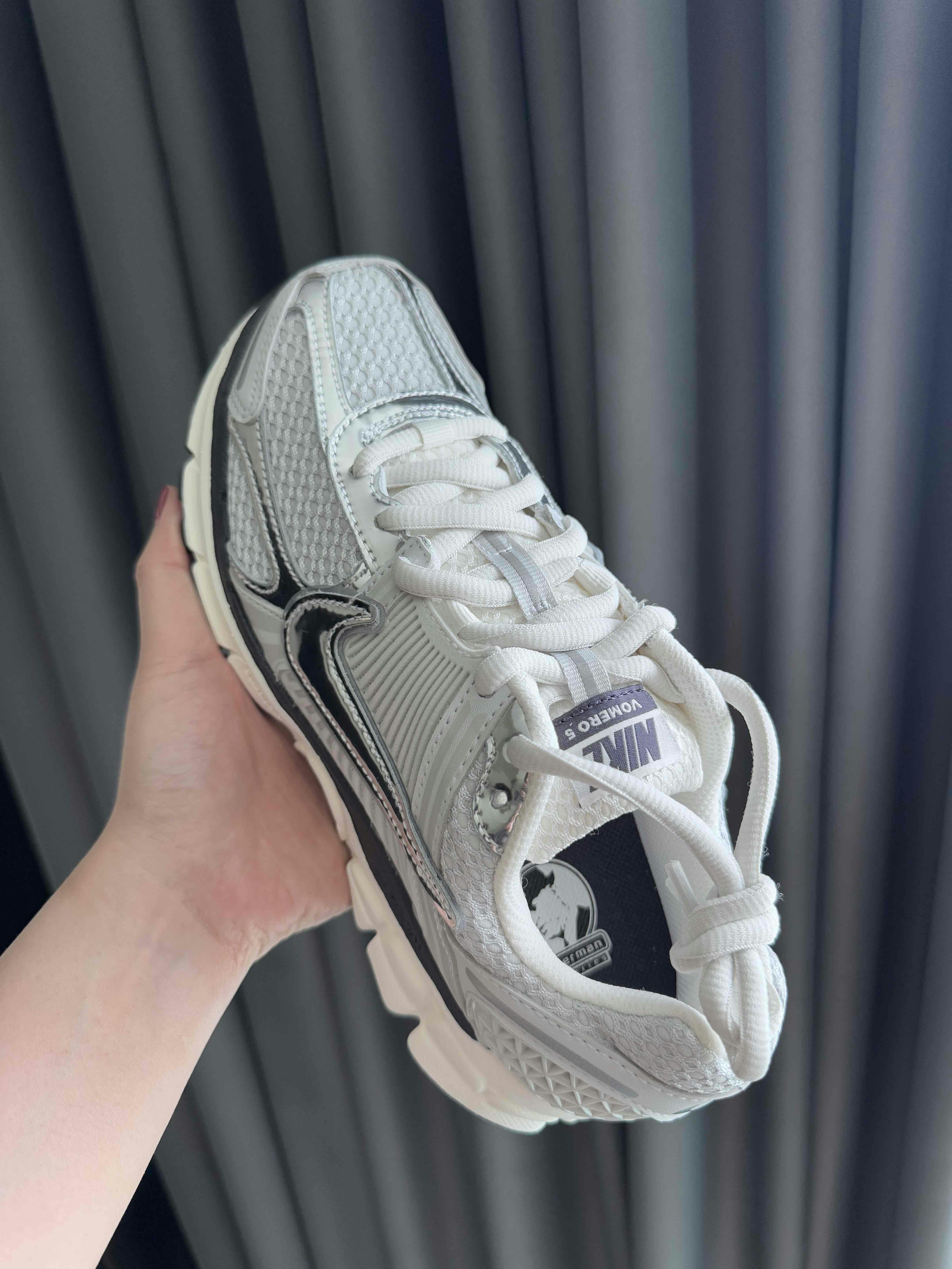 (Women) Nike Zoom Vomero 5 'Photon Dust' FD0884-025