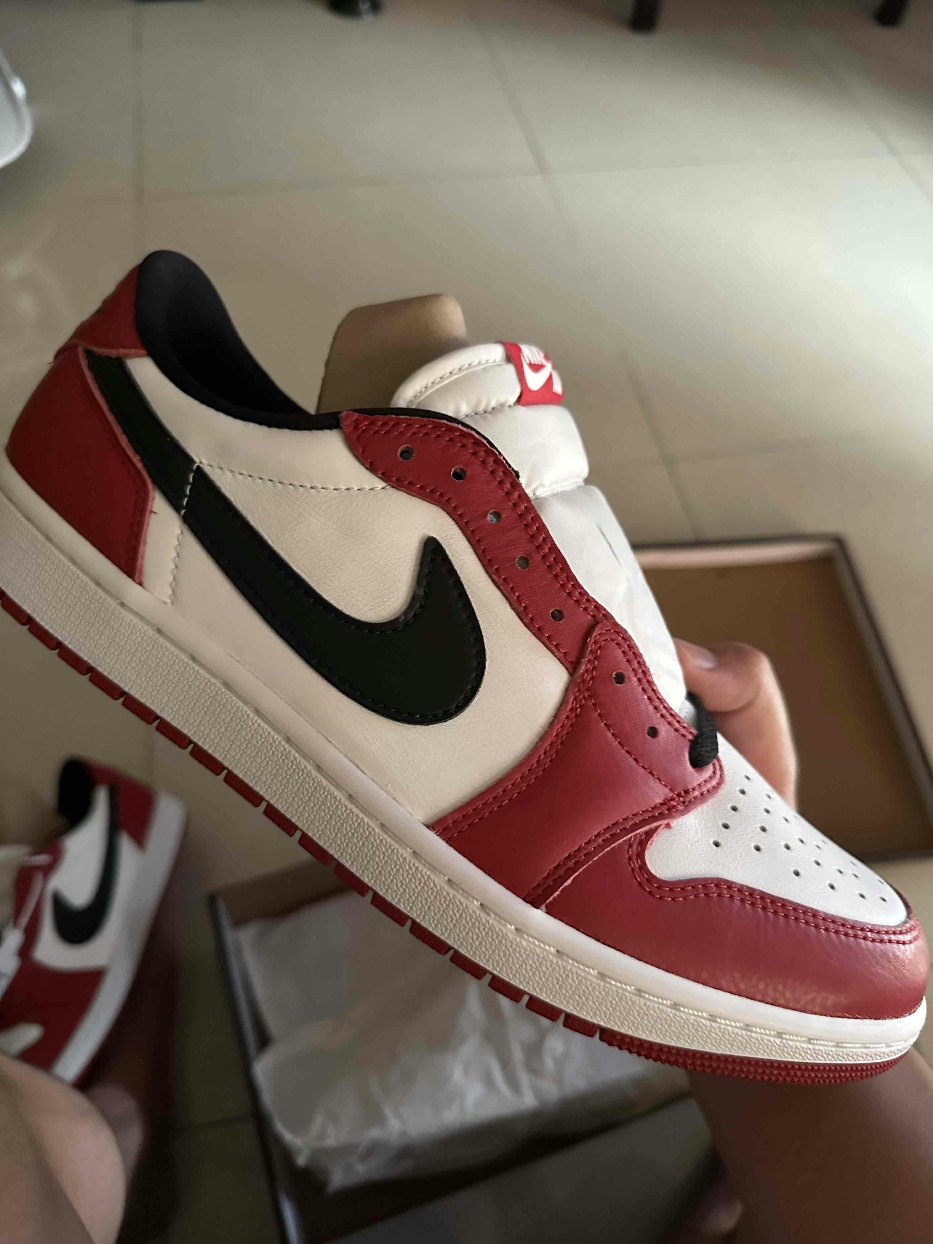 Air Jordan 1 Retro Low OG 2025 'Chicago' HQ6998-600