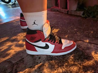 Air Jordan 1 Retro High OG 'Chicago' 2015 555088-101 Air Jordan 1 Retro High OG 'Chicago' 2015 555088-101