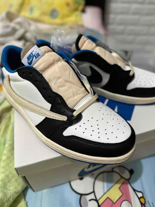 Fragment Design x Travis Scott x Air Jordan 1 Retro Low 'Military Blue' DM7866-140